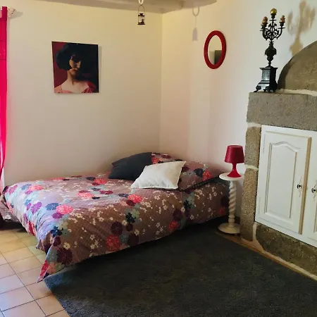 Proche Mont-saint-michel, De Charme, Petit-dejeuner Bio Inclus Bed & Breakfast