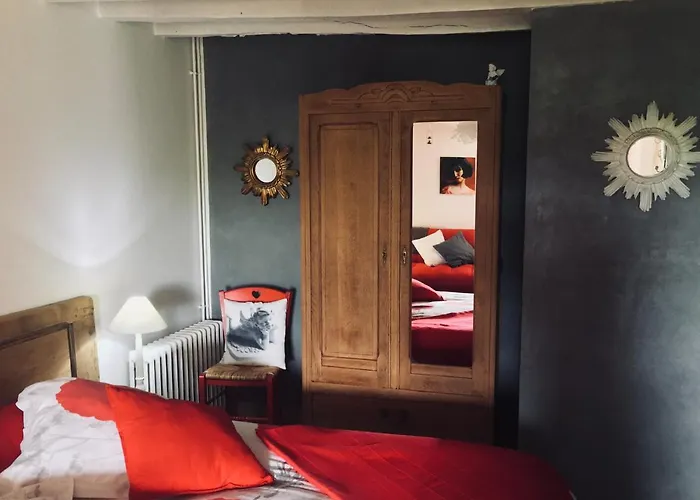 Bed & Breakfast L'angeviniere, Des Anges Proche Mont-saint-michel Saint-Laurent-de-Terregatte