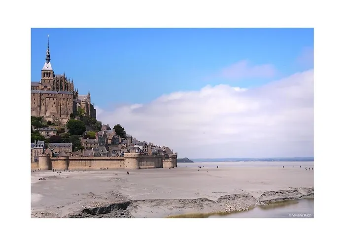 Bed & Breakfast L'angeviniere, Des Anges Proche Mont-saint-michel