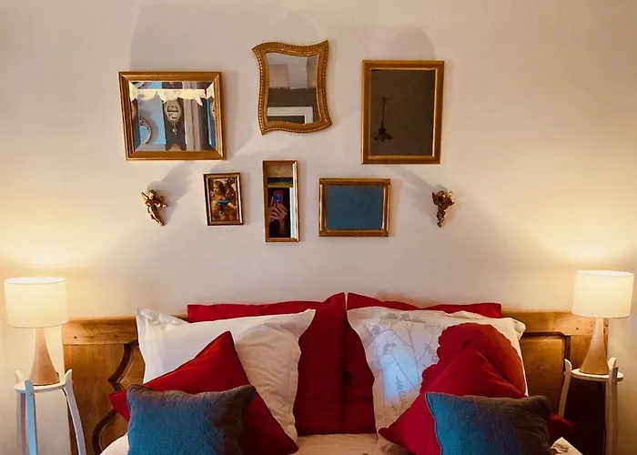 L'angeviniere, Des Anges Proche Mont-saint-michel Bed & Breakfast 3*