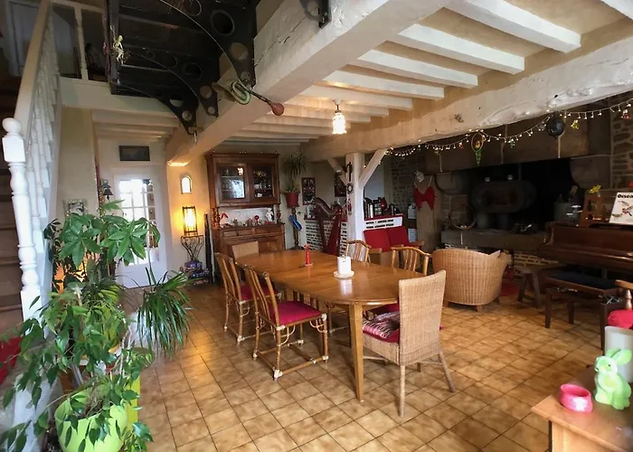 L'angeviniere, Des Anges Proche Mont-saint-michel